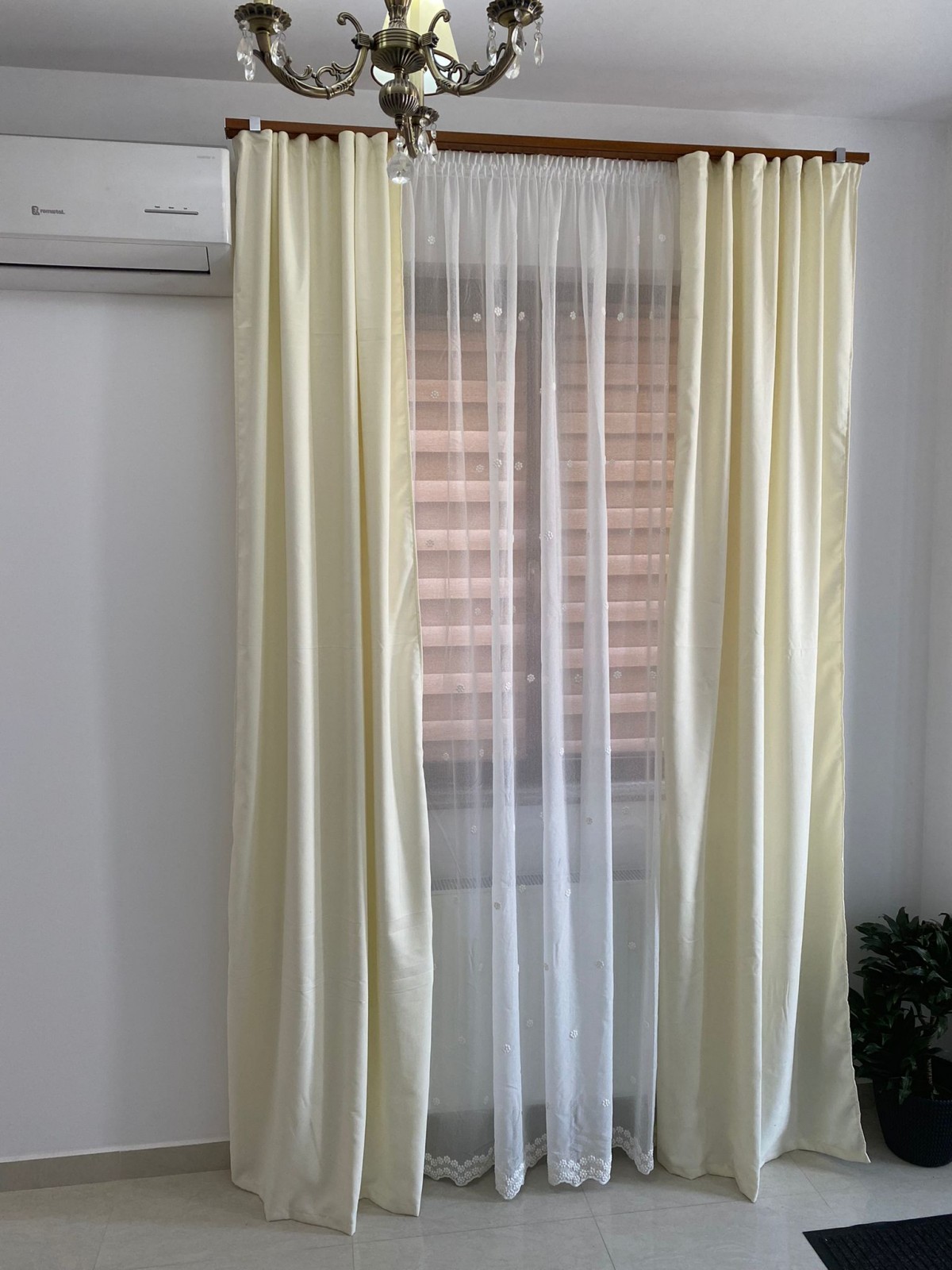 Draperie cream imagine 2