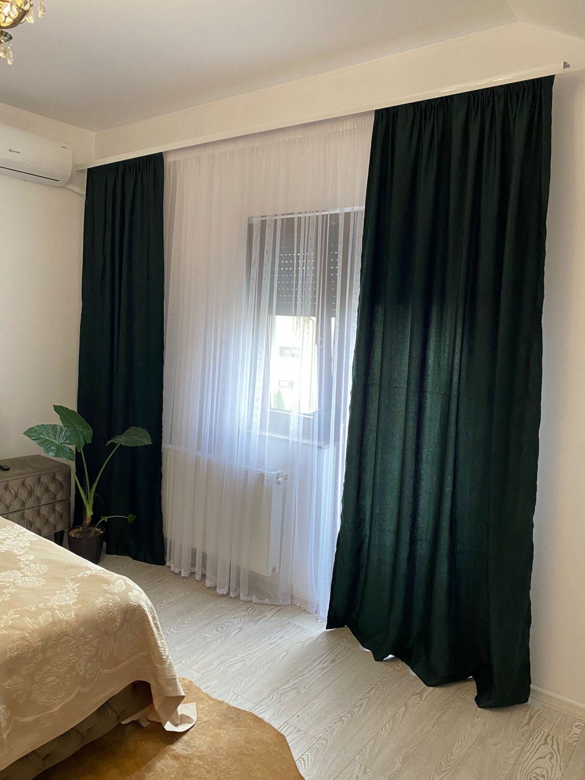 Draperie verde smarald imagine 1