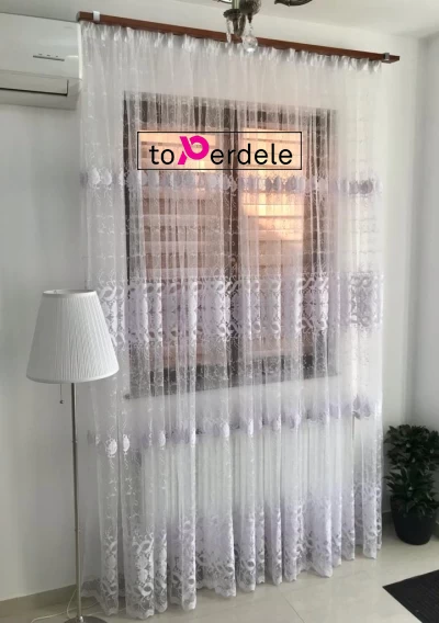 poze Perdea brodată model frunze albe