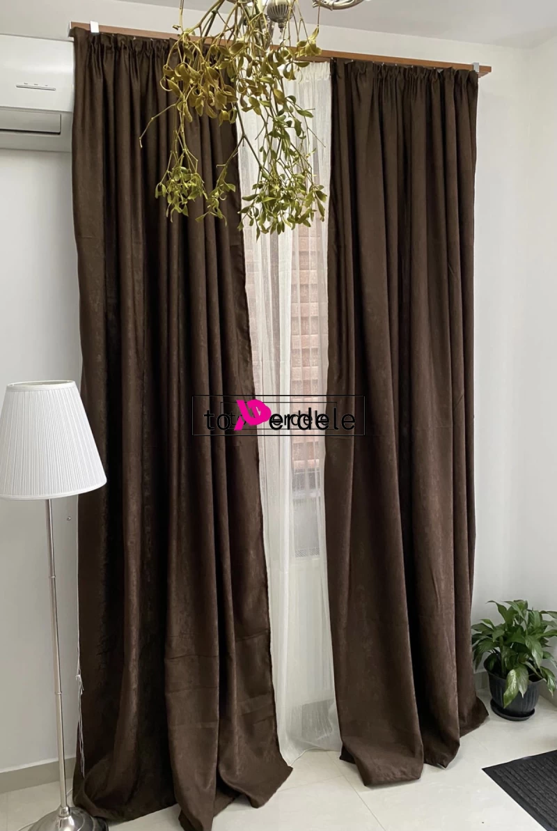 Draperie maro închis imagine 2