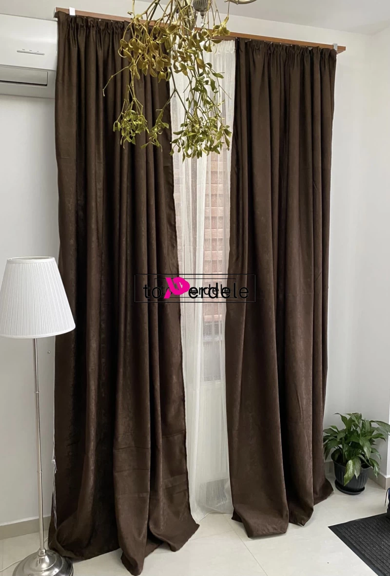 Draperie maro închis imagine 3