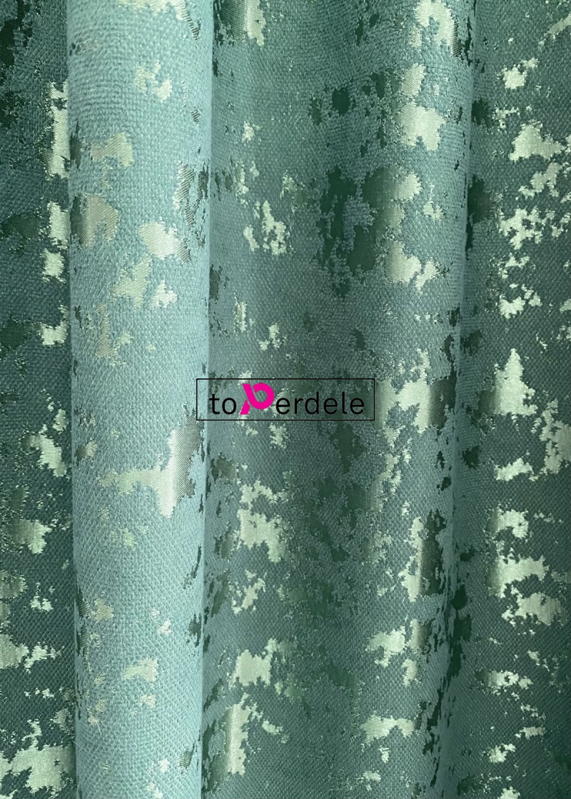 Draperie tafta verde reflexii aurii imagine 5