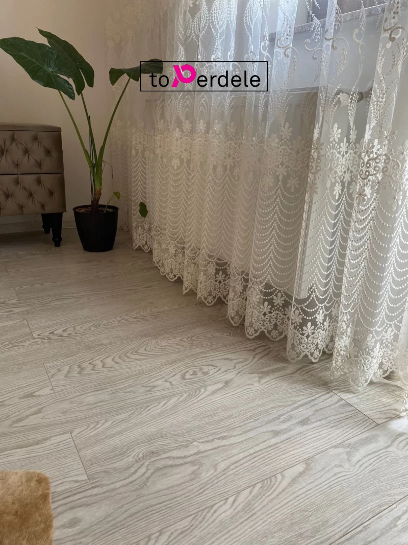 Perdea brodată alba model alb imagine 5