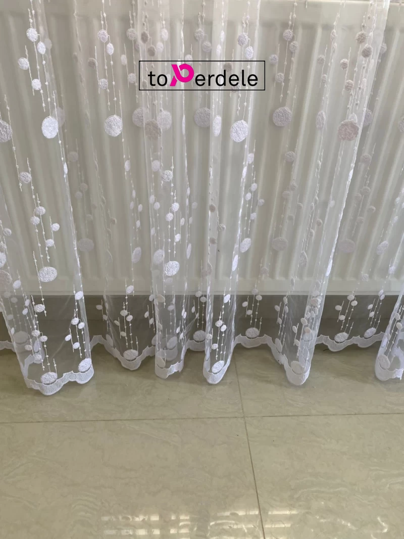 Perdele tulle brodate model buline albe imagine 2